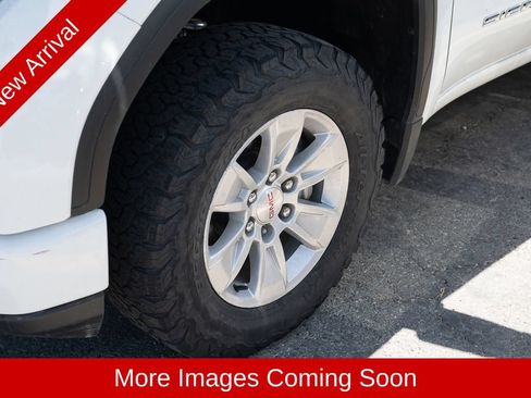 Used 2025 GMC Sierra 1500 Pro w/ Pro Value Package AWD/4WD image 6