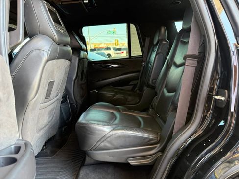 Used 2016 Cadillac Escalade Platinum AWD/4WD image 47
