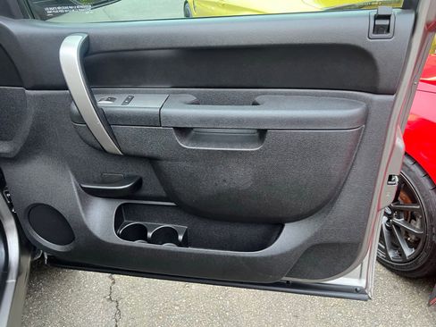 Used 2013 Chevrolet Silverado 1500 LT image 29