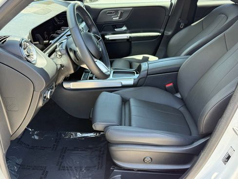 Used 2026 Mercedes-Benz GLB 250 image 26