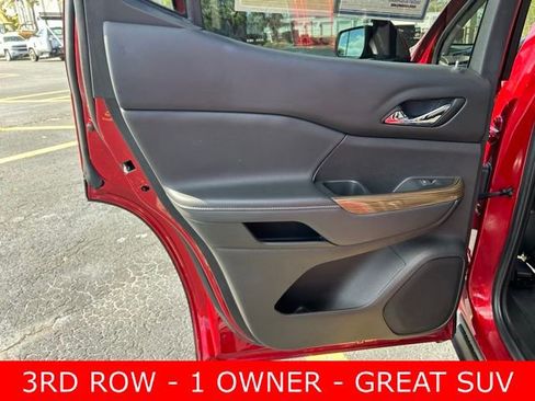 Used 2023 GMC Acadia SLE w/ Driver Convenience Package image 13