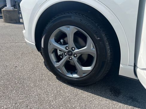 Used 2024 Ford Escape ST-Line w/ Equipment Group 301A image 26