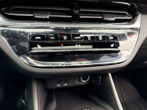 New 2026 Buick Envista Avenir image 18