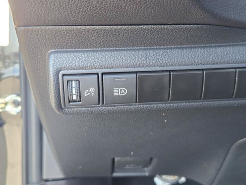 Used 2024 Toyota Corolla LE FWD image 16