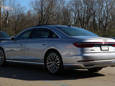 Used 2019 Audi A8 L 3.0T w/ Executive Package image 16