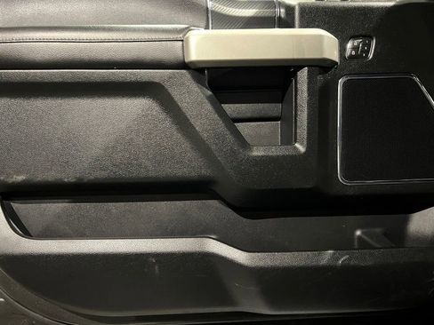 Used 2018 Ford F150 Lariat w/ Equipment Group 502A Luxury image 23