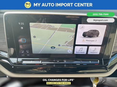 Used 2025 Volkswagen Atlas SEL Premium R-Line image 19