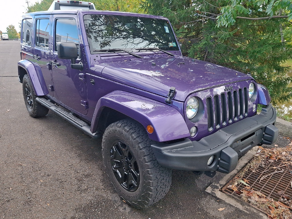 Used 2016 Jeep Wrangler Unlimited Sahara AWD/4WD image 4