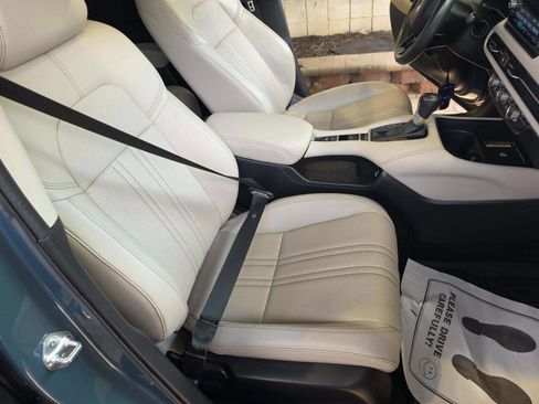 Used 2023 Honda HR-V EX-L image 15