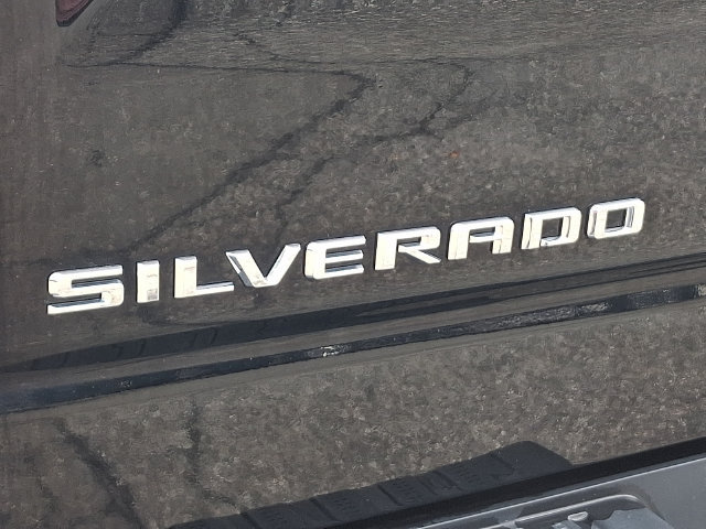 Used 2024 Chevrolet Silverado 1500 LT AWD/4WD image 32