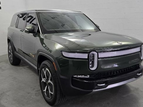 Used 2023 Rivian R1S Adventure AWD/4WD image 5