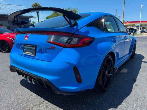 Used 2025 Honda Civic Type R image 5