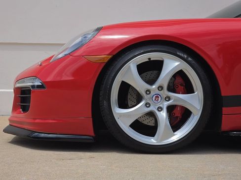 Used 2014 Porsche 911 Carrera S RWD image 40