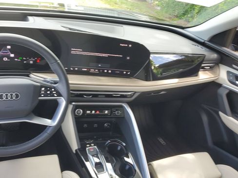 Certified 2025 Audi Q5 Premium Plus w/ Premium Plus AWD/4WD image 21