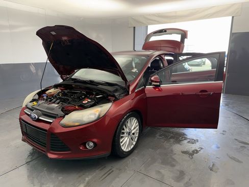 Used 2014 Ford Focus Titanium image 17
