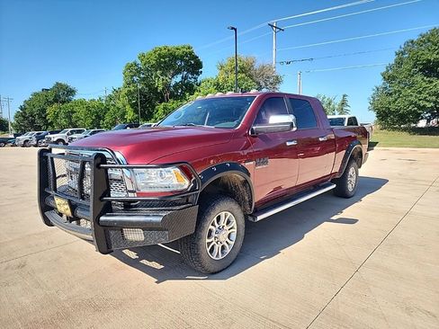 Used 2015 RAM 2500 Laramie AWD/4WD image 2