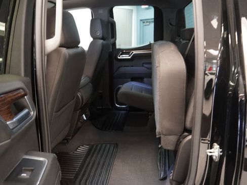 Used 2023 GMC Sierra 1500 Elevation image 19