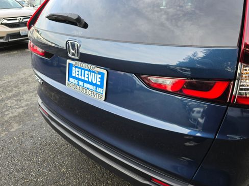 Certified 2025 Honda CR-V LX image 15