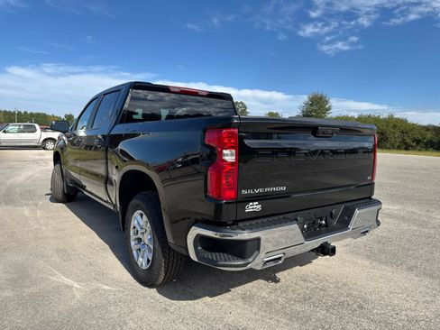 New 2026 Chevrolet Silverado 1500 LT w/ Z71 Off-Road Package image 3