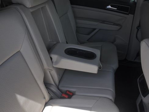 Used 2018 Volkswagen Atlas SE FWD image 39