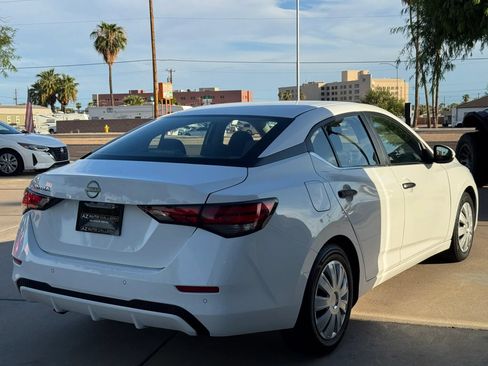 Used 2024 Nissan Sentra S FWD image 6