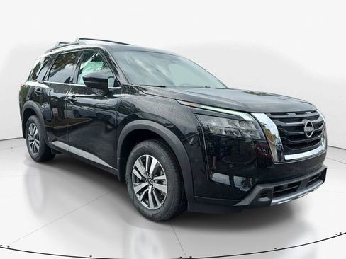New 2025 Nissan Pathfinder SL w/ Cargo Package image 2