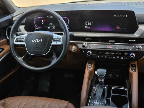 Used 2025 Kia Telluride EX X-Line AWD/4WD image 16