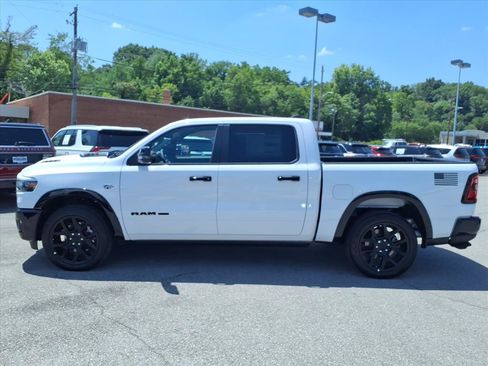New 2026 RAM 1500 Laramie AWD/4WD image 7