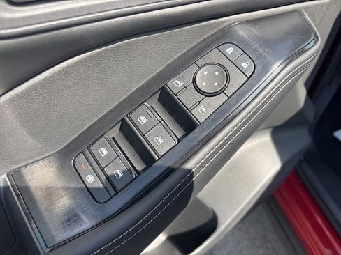 Used 2026 Nissan Rogue SV AWD/4WD image 12