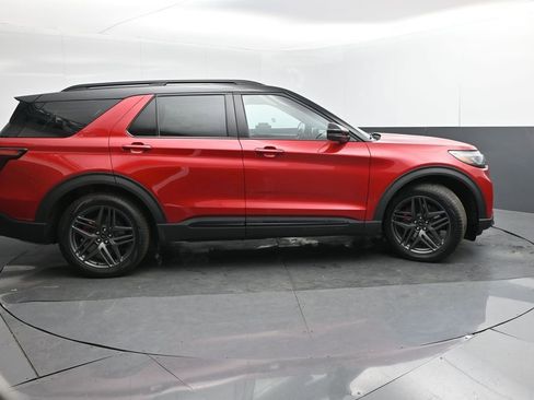 New 2026 Ford Explorer ST w/ Sun And Sound Package image 7