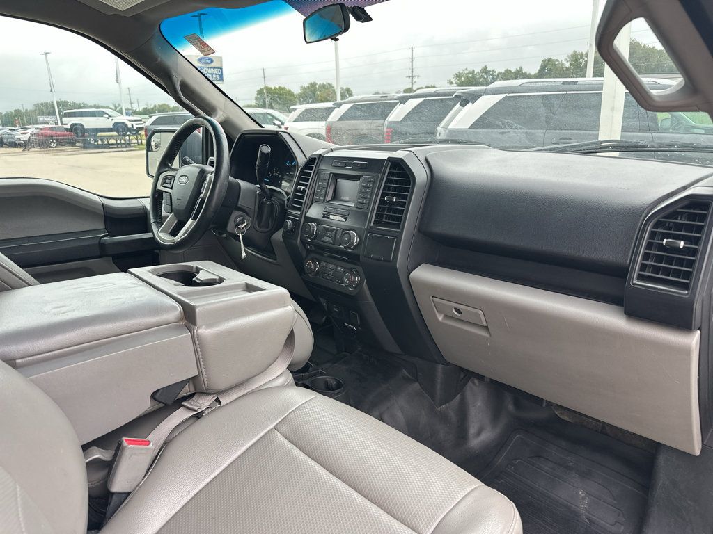 Used 2017 Ford F150 XL w/ Equipment Group 101A Mid AWD/4WD image 5