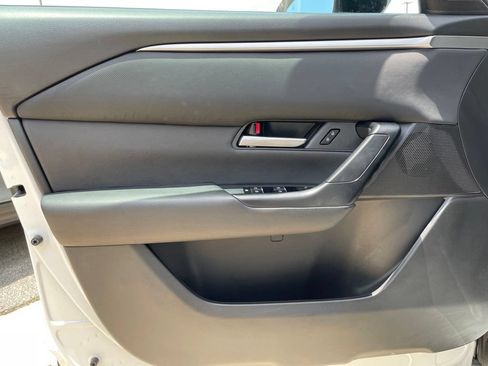 Used 2025 MAZDA CX-50 AWD 2.5 S w/ Preferred Package image 20