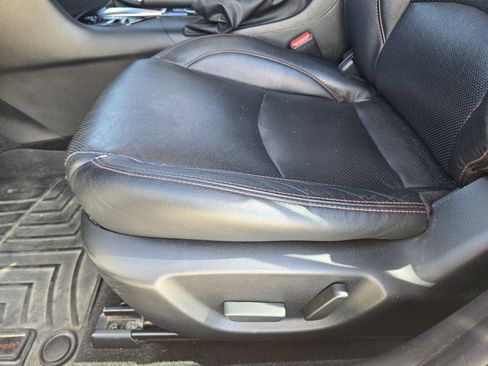 Used 2016 MAZDA MAZDA3 s Grand Touring image 27