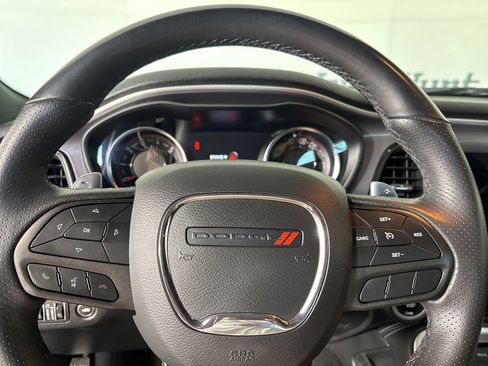 Used 2022 Dodge Challenger R/T Scat Pack RWD image 12