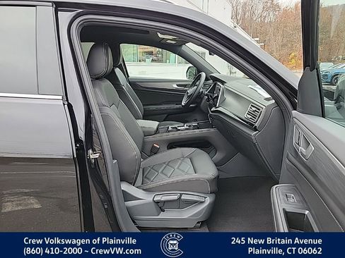 New 2026 Volkswagen Atlas Cross Sport SE image 16