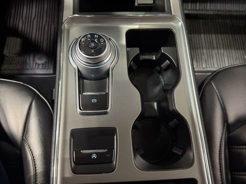 Used 2022 Ford Edge SEL w/ Convenience Package image 31