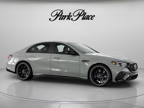 New 2026 Mercedes-Benz E 53 AMG e 4MATIC Sedan image 27