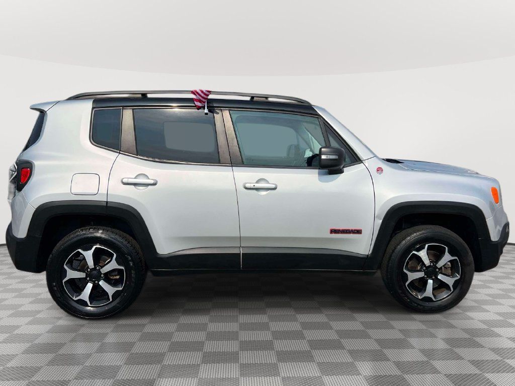 Used 2021 Jeep Renegade Trailhawk AWD/4WD image 4