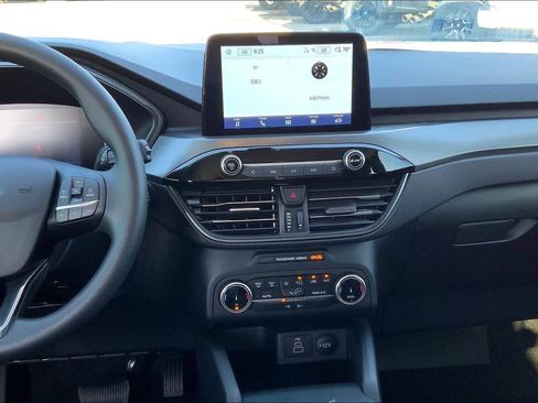 New 2026 Ford Escape Active FWD image 13