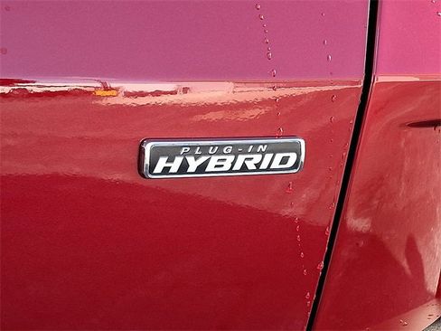 New 2025 Ford Escape SE image 13