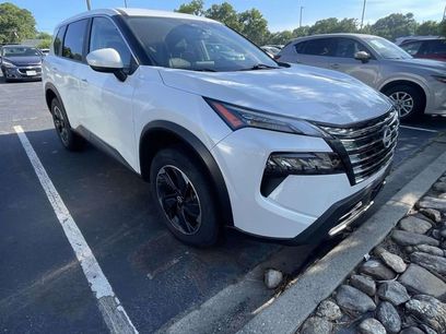 Used 2024 Nissan Rogue SV