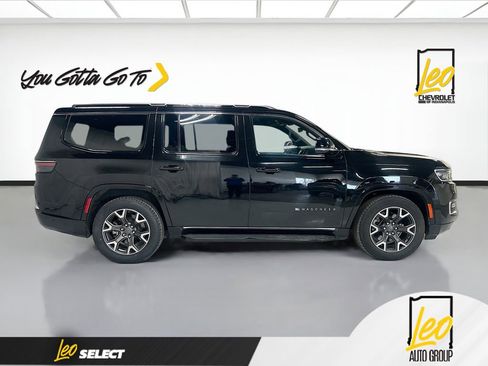 Used 2024 Jeep Wagoneer Series III image 4