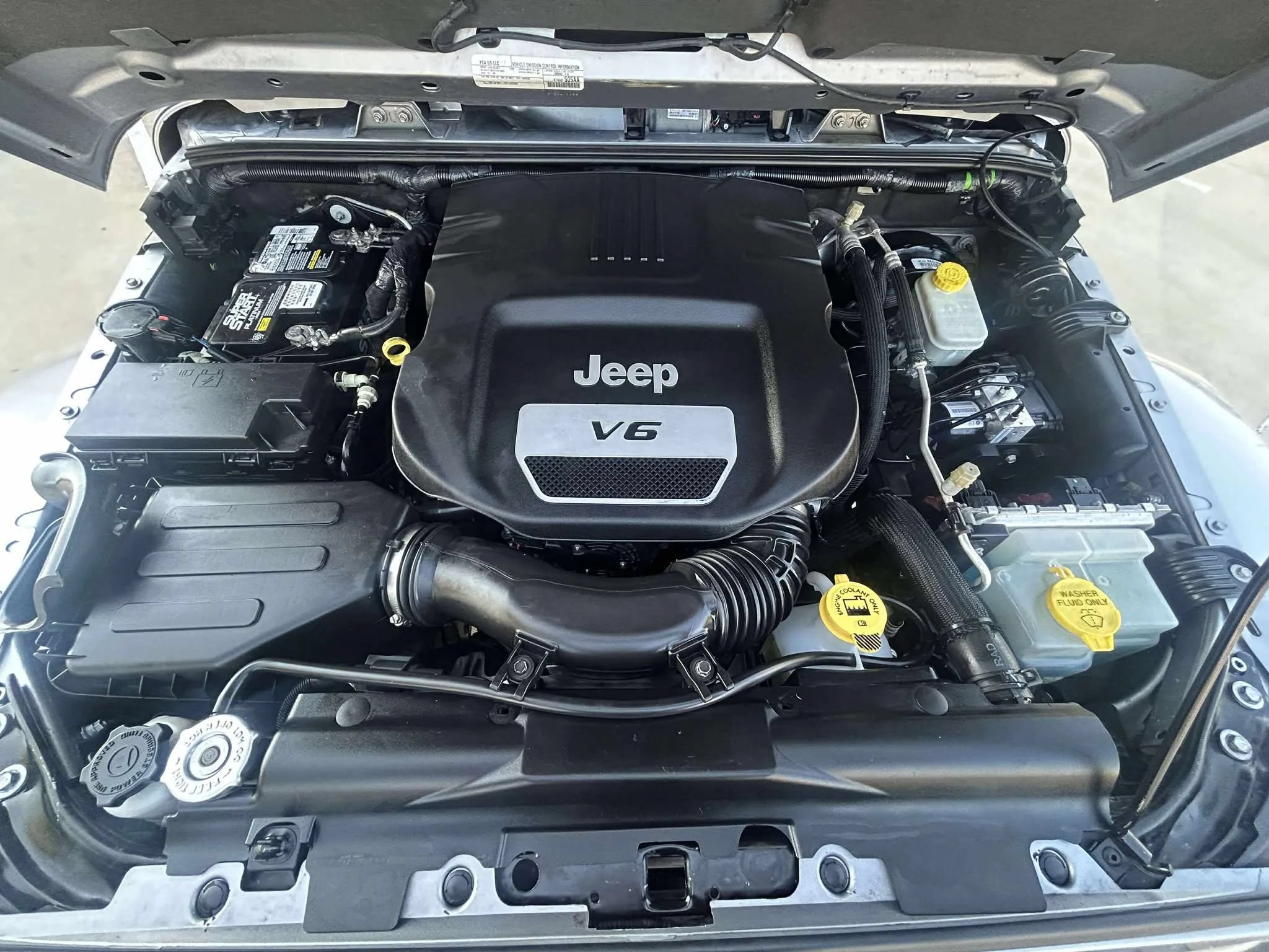 Used 2016 Jeep Wrangler Unlimited Rubicon AWD/4WD image 30