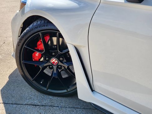 Used 2024 Honda Civic Type R image 17