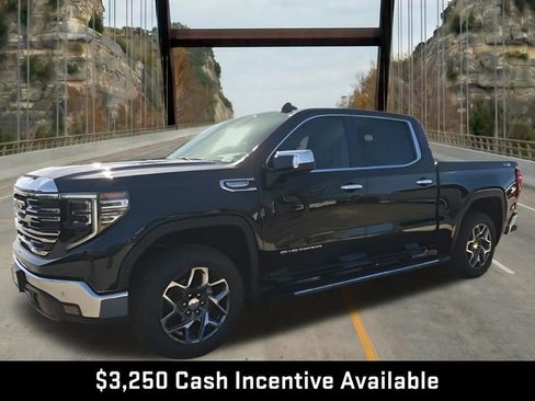 New 2026 GMC Sierra 1500 SLT AWD/4WD image 3