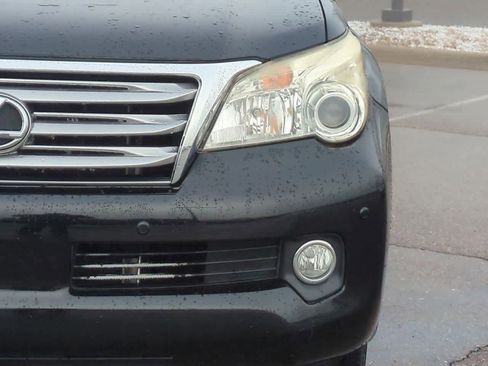 Used 2011 Lexus GX 460 w/ Comfort Plus Pkg image 10