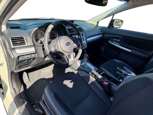 Used 2017 Subaru Crosstrek 2.0i Premium AWD/4WD image 11