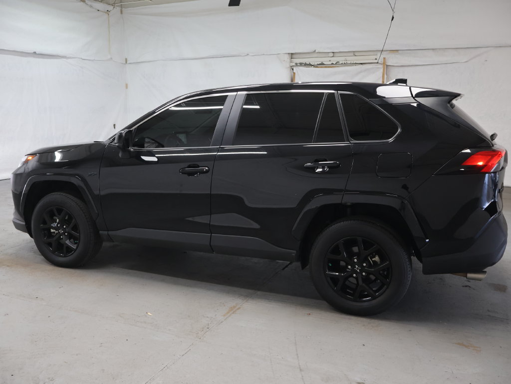 Used 2025 Toyota RAV4 LE FWD image 4