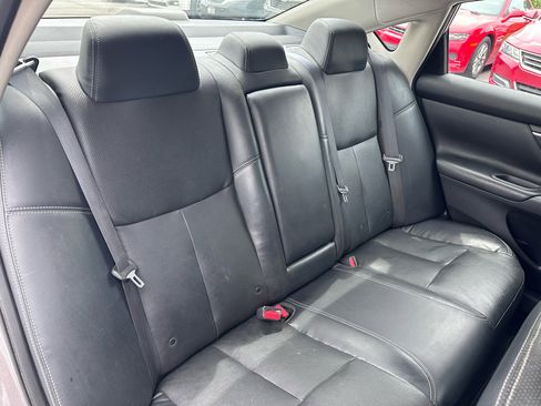 Used 2017 Nissan Altima 3.5 SL w/ 3.5SL Technology Package image 31