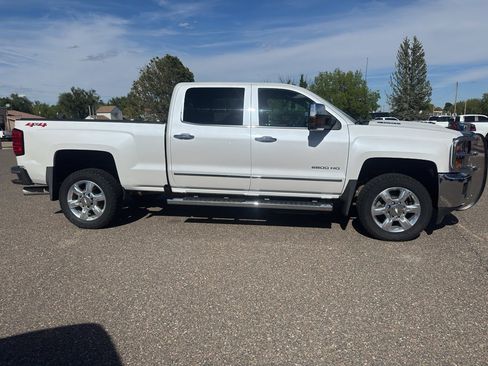 Used 2019 Chevrolet Silverado 2500 LTZ w/ Duramax Plus Package AWD/4WD image 5